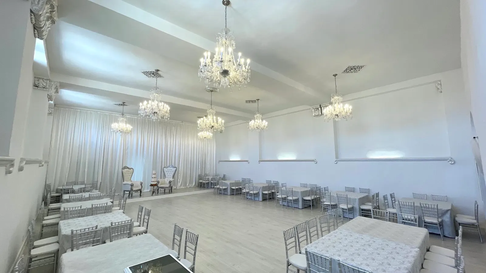 Crystal Ballroom, reception layout