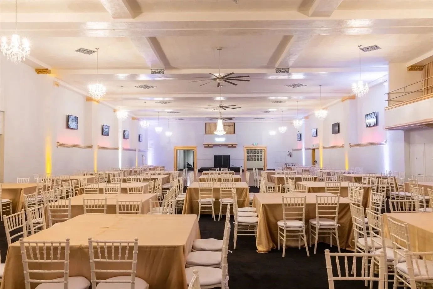 Hollywood Ballroom set with gold linens, wide