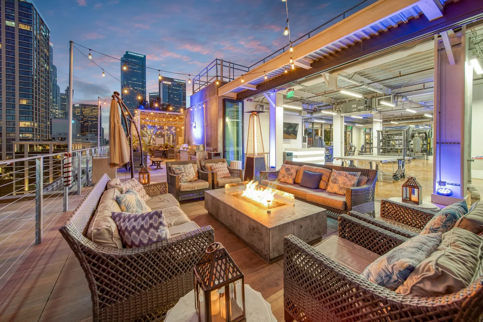HWH Rooftop, view 3