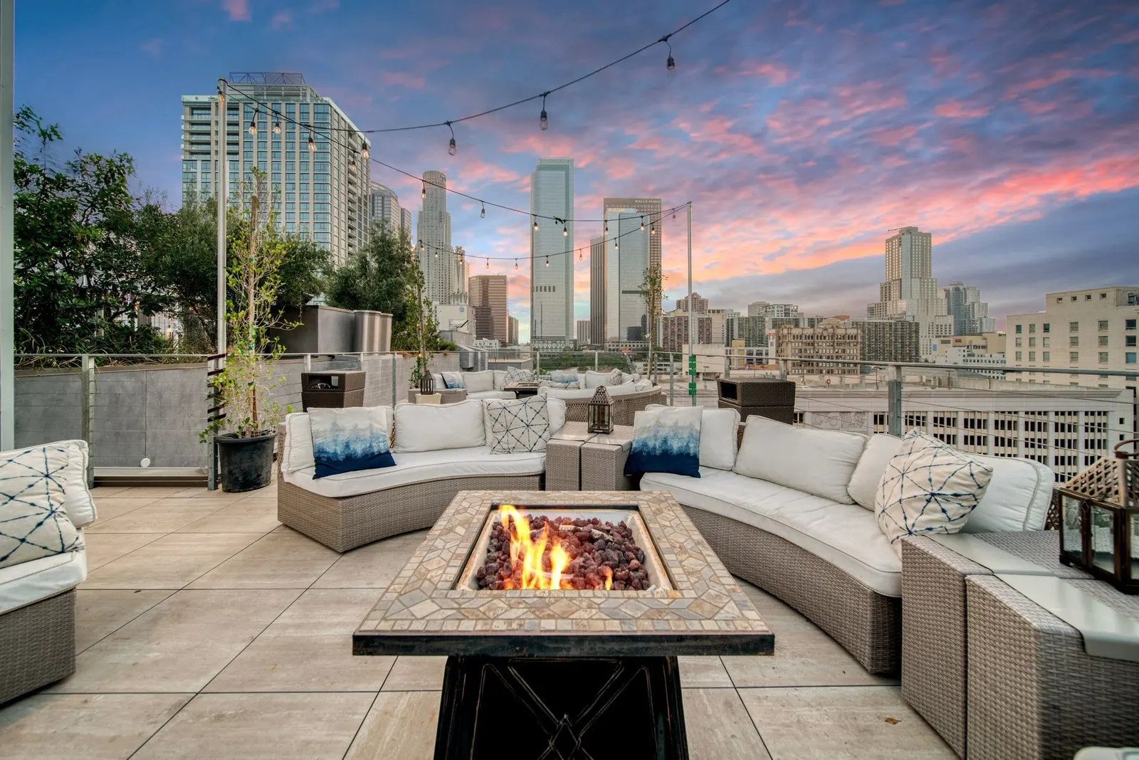 HWH Rooftop, view 4