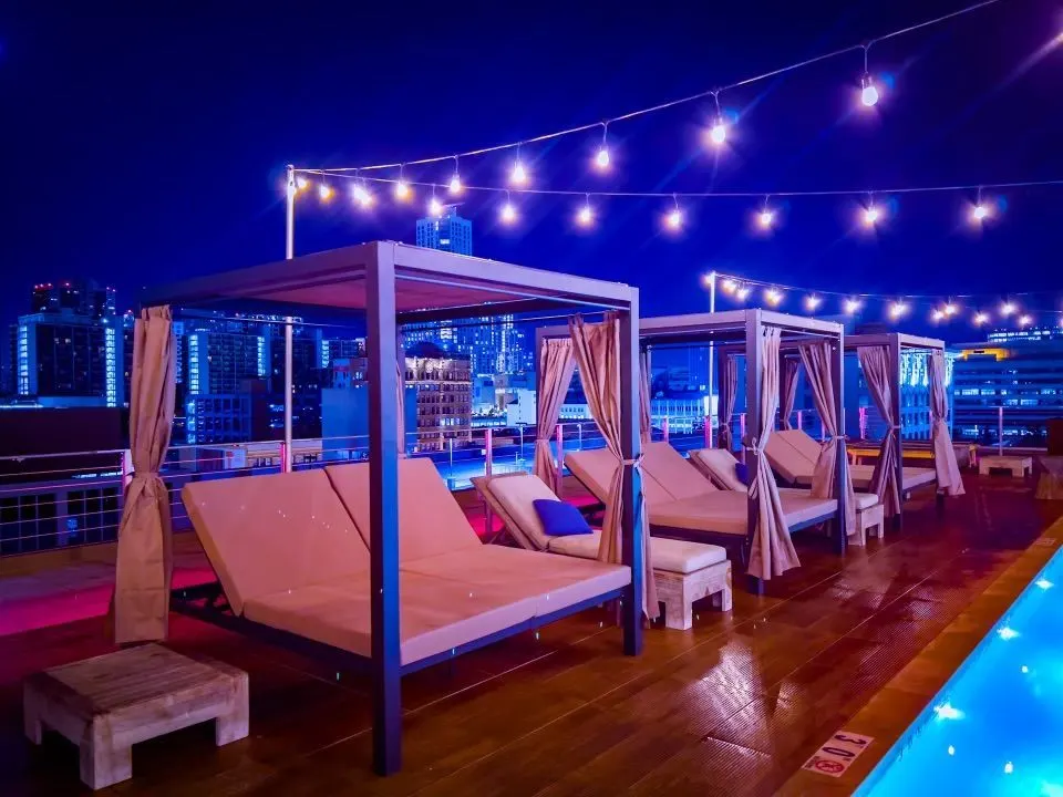 HWH Rooftop, view 8
