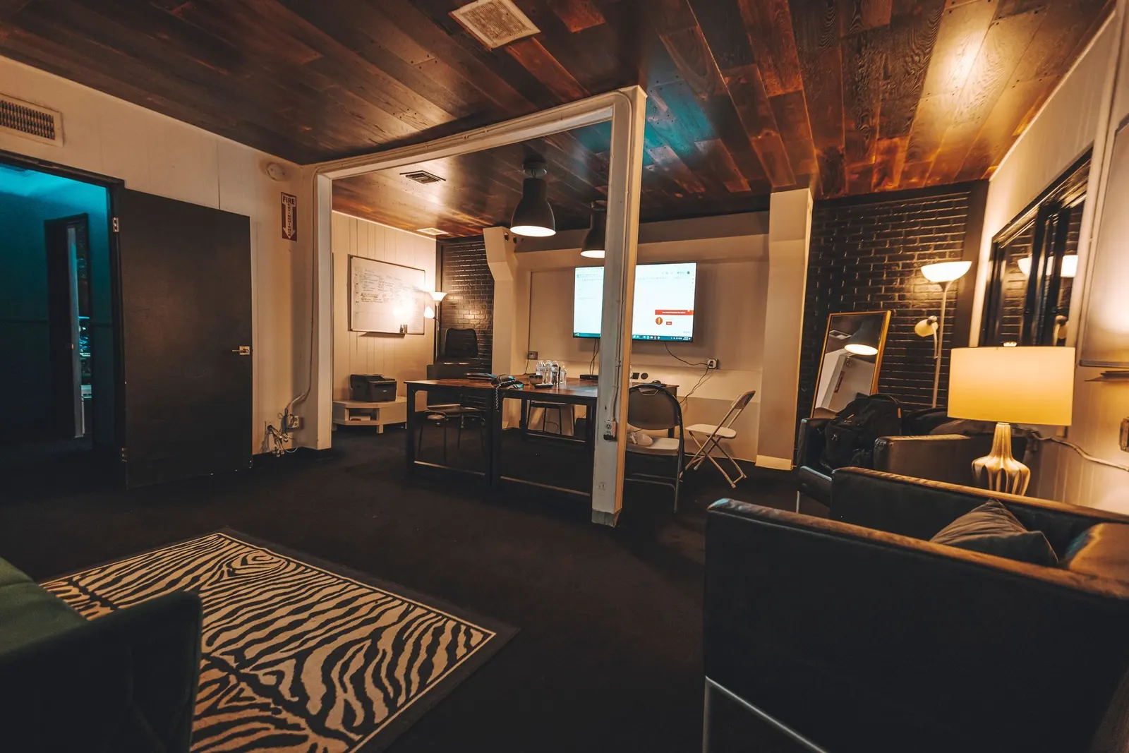 West 2nd Street Venue, view 8