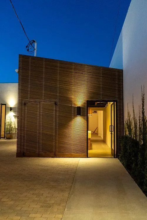 West Adams Venue, view 7